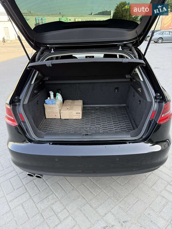 Хэтчбек Audi A3 2015 в Павлограде