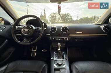Седан Audi A3 2015 в Харькове
