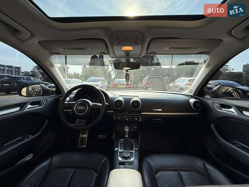 Седан Audi A3 2015 в Харькове