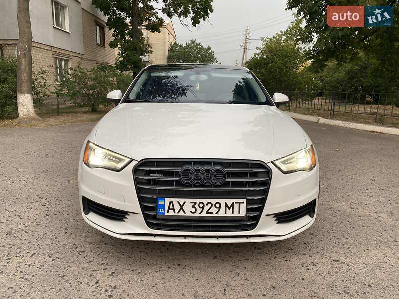 Седан Audi A3 2015 в Балаклее