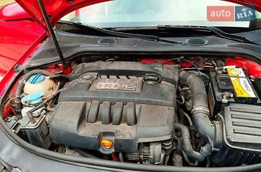 Хэтчбек Audi A3 2005 в 