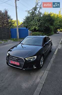Седан Audi A3 2018 в 