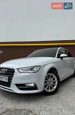 Хэтчбек Audi A3 2016 в Ивано-Франковске