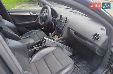Хэтчбек Audi A3 2007 в 