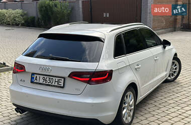 Хэтчбек Audi A3 2016 в 