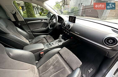 Хэтчбек Audi A3 2016 в 