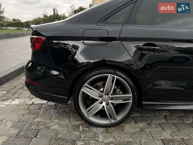 Седан Audi A3 2020 в Харькове