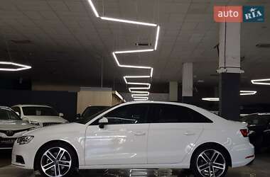 Седан Audi A3 2020 в 