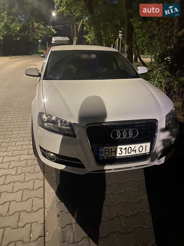 Хэтчбек Audi A3 2012 в Львове