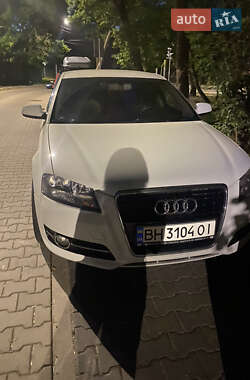 Хэтчбек Audi A3 2012 в 