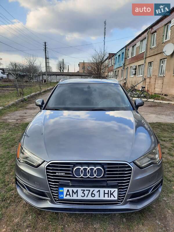 Хэтчбек Audi A3 2015 в Житомире фото 3 Хэтчбек Audi A3 2015 в Житомире