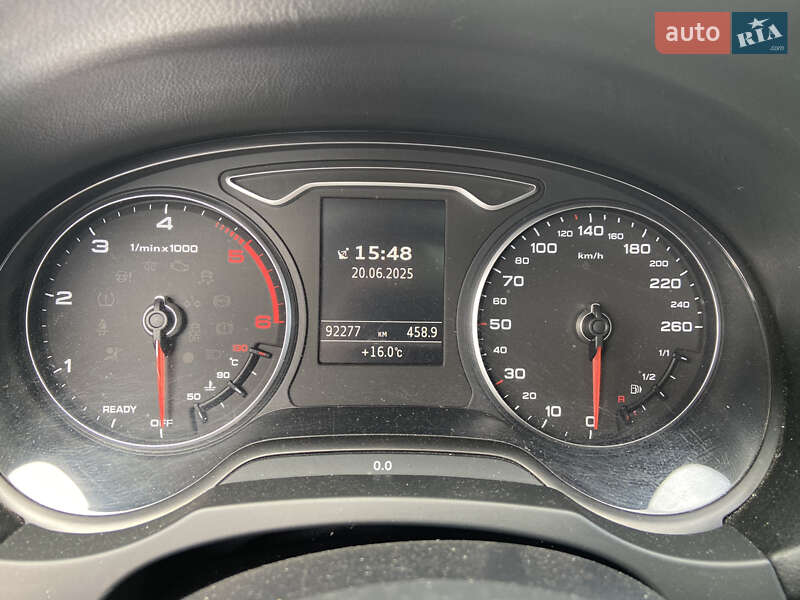 Седан Audi A3 2016 в Киеве