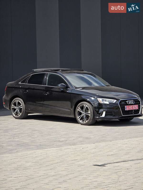 Седан Audi A3 2017 в Ковеле