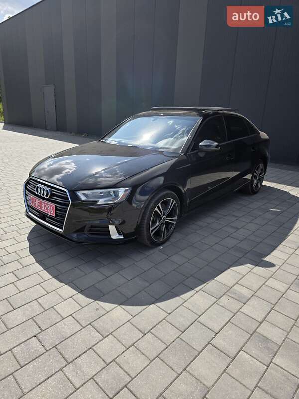 Седан Audi A3 2017 в Ковеле