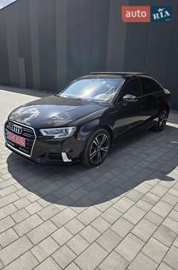 Седан Audi A3 2017 в 