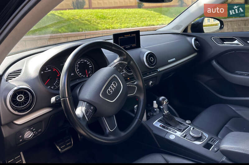 Седан Audi A3 2016 в Киеве фото 2 Седан Audi A3 2016 в Киеве