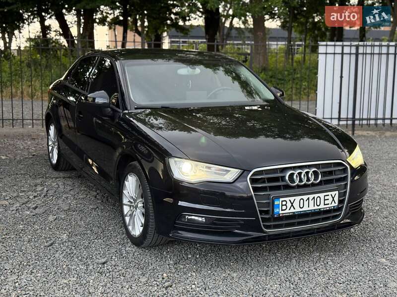 Седан Audi A3 2014 в Хмельницькому