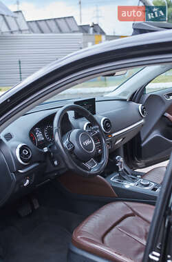 Седан Audi A3 2015 в 