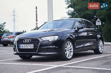 Седан Audi A3 2015 в 