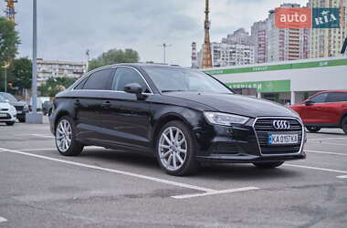 Седан Audi A3 2015 в Киеве