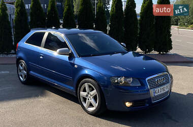 Хэтчбек Audi A3 2006 в 