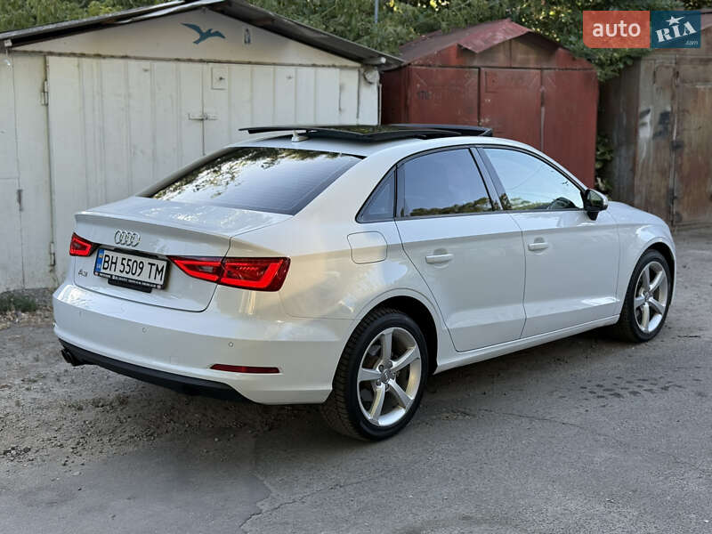 Седан Audi A3 2014 в Одессе