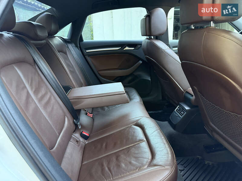 Седан Audi A3 2014 в Одессе