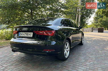 Седан Audi A3 2016 в 