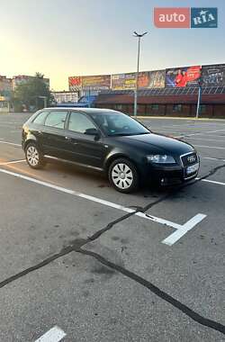 Хэтчбек Audi A3 2007 в 