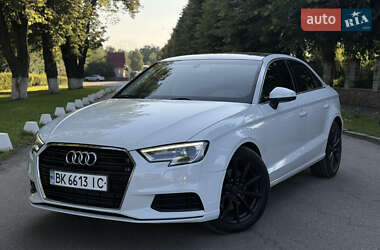 Седан Audi A3 2014 в 