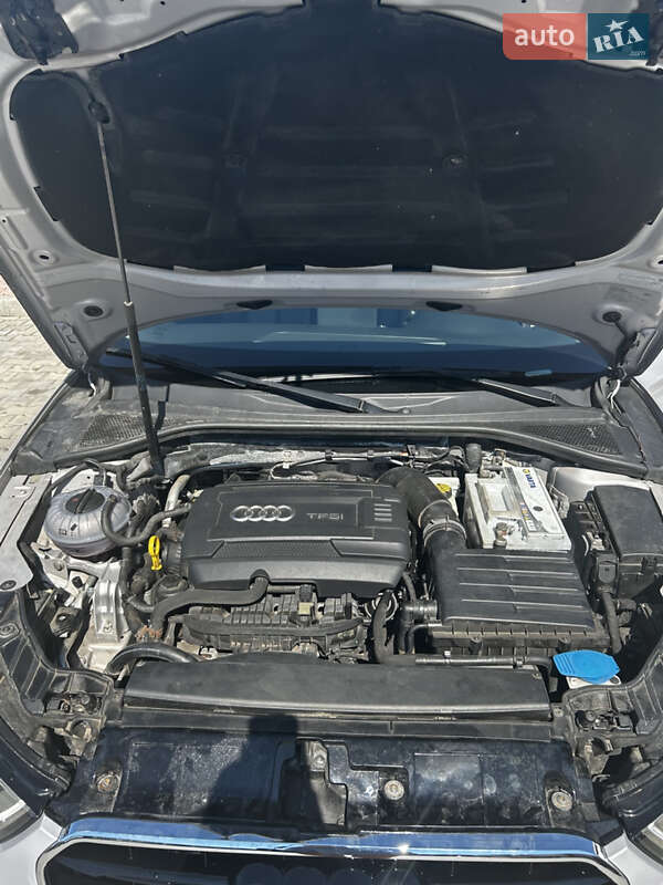 Седан Audi A3 2014 в Кременчуге