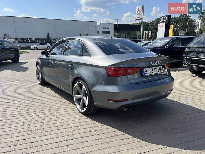 Седан Audi A3 2016 в Полтаві
