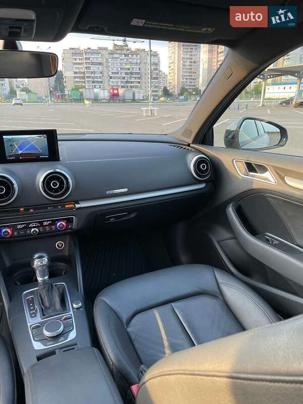 Седан Audi A3 2015 в Тернополе