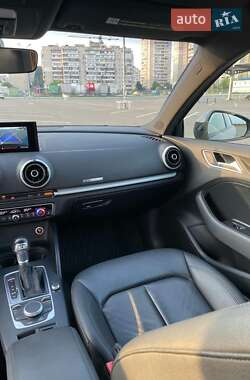 Седан Audi A3 2015 в 