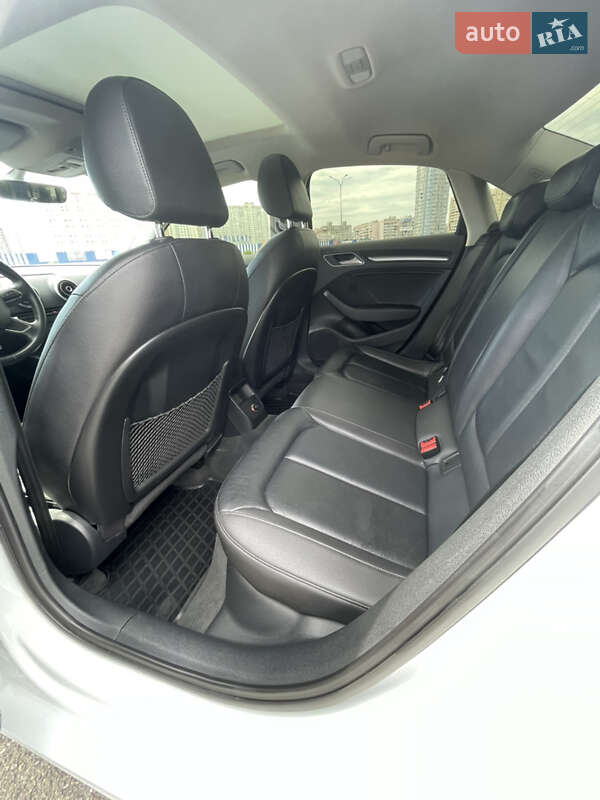 Седан Audi A3 2016 в Киеве фото 27 Седан Audi A3 2016 в Киеве