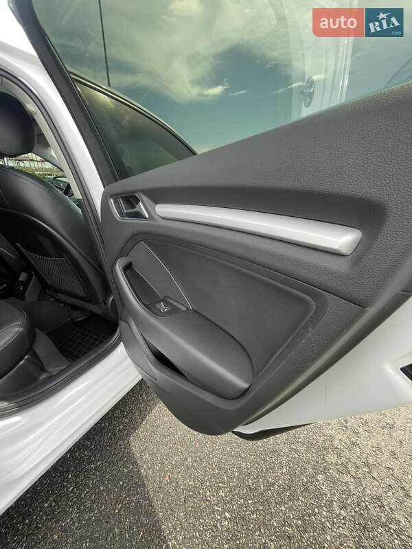 Седан Audi A3 2016 в Киеве фото 32 Седан Audi A3 2016 в Киеве