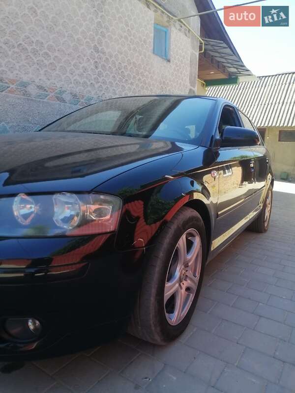 Хэтчбек Audi A3 2005 в Марганце