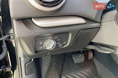 Седан Audi A3 2015 в 