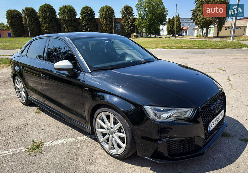 Седан Audi A3 2015 в Лубнах