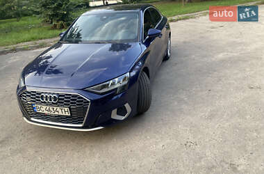 Седан Audi A3 2022 в 