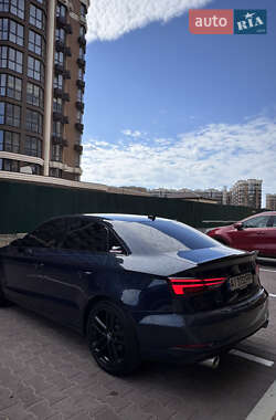 Седан Audi A3 2020 в 