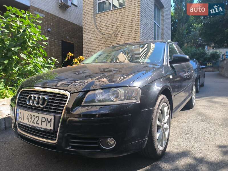 Хэтчбек Audi A3 2007 в 
