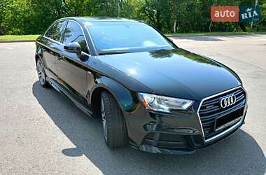 Седан Audi A3 2017 в 
