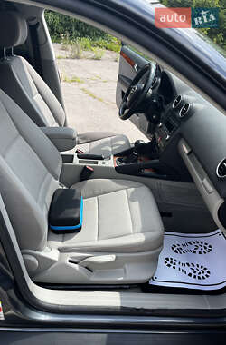 Хэтчбек Audi A3 2007 в 