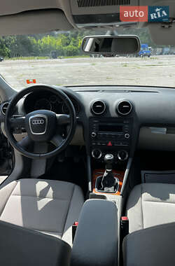Хэтчбек Audi A3 2007 в 