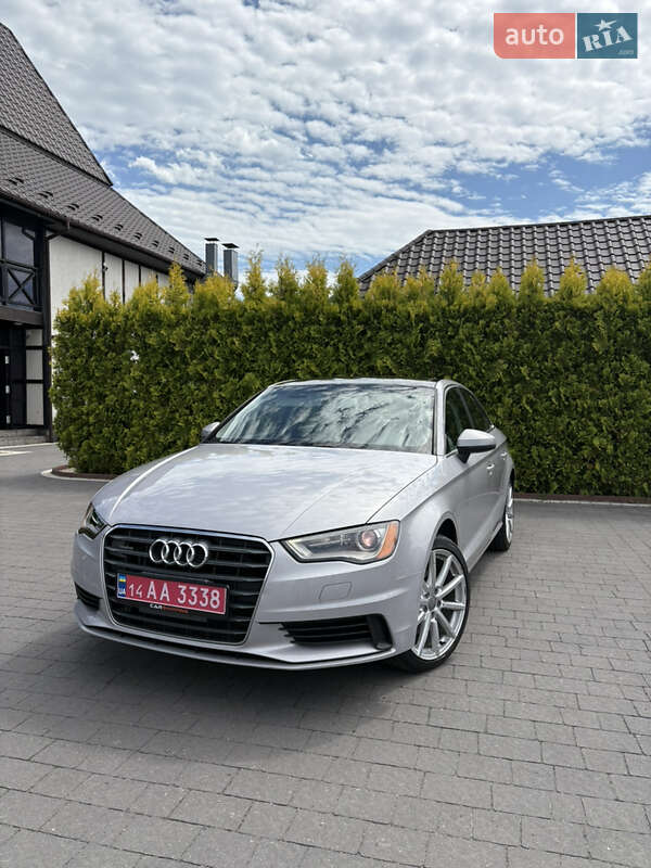 Седан Audi A3 2014 в Львове