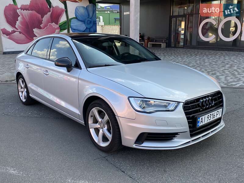 Седан Audi A3 2014 в Киеве