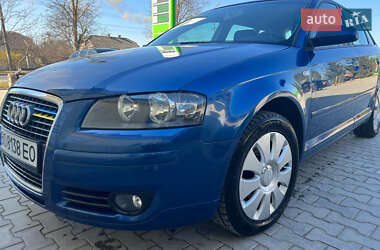 Хэтчбек Audi A3 2005 в 
