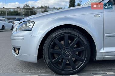 Хэтчбек Audi A3 2006 в 
