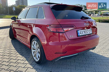 Хэтчбек Audi A3 2016 в 